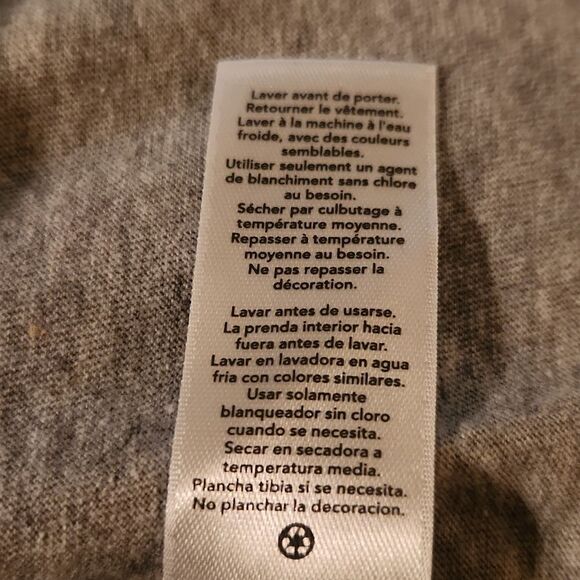 5/$15 Carter's Kid size 10/12 gray long sleeve tshirt "All I Need is Love & WiFi - Picture 6 of 6